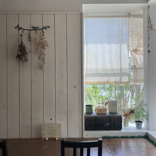 acoustic book cafebar by_2