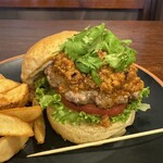 パントリー コヨーテ - 