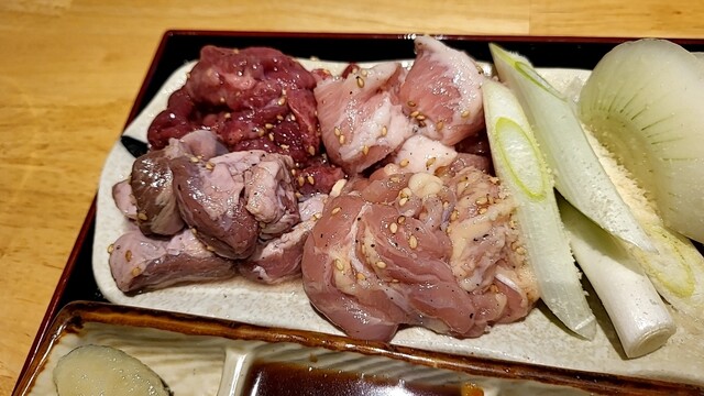 炭火焼肉ゆきめ屋>
