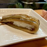 寿し辰 - ふっくらした煮穴子のこの照り！甘すぎないタレがほんと絶妙〜♪