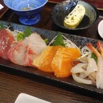 ますよね お食事処 まごころ屋 - お刺身定食