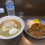 ヌードル＆スパイスカレー 今日の1番 - 限定(12) 
      濃厚かけソバと海苔和え玉  ¥1,200-(税込)
      (B) 和風ポークカレー  ¥500-(税込)