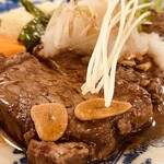 めいぷる - 料理写真:柔らかなお肉です