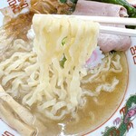 煮干しラーメン まとか - あっさりラーメンの麺