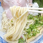 煮干しラーメン まとか - 特製煮干しつけ麺（塩）の麺