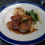 ビストロ ラ ベルポルト - 鶏もも肉のローストバルサミコドレッシング