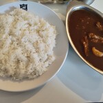 カレーの店 ボンベイ 本店 - ビーフカレー¥1200　ちょっと辛め