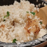 ダイナミックキッチン＆バー 響 中之島フェスティバルプラザ店 - 石釜炊き鯛飯