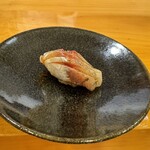 鮓 たいと - あじ（中はネギと生姜）