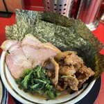 IEKEI KANSAI 王道家直系 我道家 - チャーシュー3枚海苔ホルモンTP