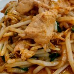 東京五十番 - オカズセレクトは、《豚肉の生姜焼き》♡