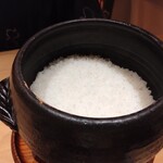 まき村 - 魚沼産品種改良していない昔ながらのコシヒカリを土鍋で