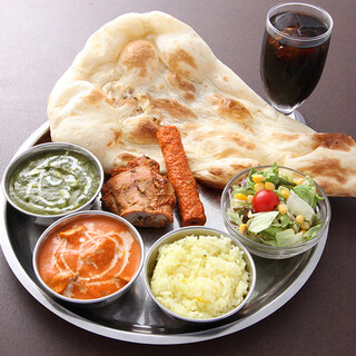 小麦不使用！素材100%の旨味が詰まった本格スパイスカレー◎