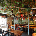 2 Kai no Zousan - Overall View 3