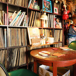 2 Kai no Zousan - Table Seating