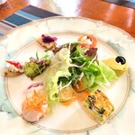 アージュ・アージュ - 料理写真:季節の前菜盛り合わせ