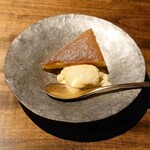 温石 - 半熟カステラと玉蜀黍アイス