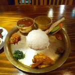 ネパールステーション - タカリセット