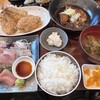 平塚漁港の食堂