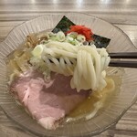 くじら食堂 - 白醤油の冷やしラーメン（1,000円）
