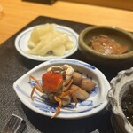 鮨 不二楼 - 落花生旨煮とさわがに