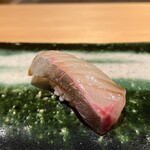 鮨 不二楼 - 縞鯵