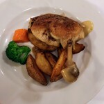 ル・マルカッサン - 鴨のコンフィ（連れのメイン）