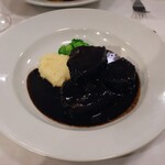 ル・マルカッサン - 牛ほほ肉の赤ワイン煮込み（私のメイン）
