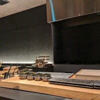 鮨 森学 - カウンター内