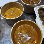 カレーや デッカオ - イカとチキン