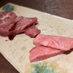 焼肉ホルモン はねいし - 