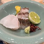 味ひろ - 鯛の松笠造りとアコウの刺身