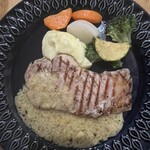 CAFE RESTAURANT EAST&WEST - 