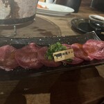 炭火焼肉・にくなべ屋 神戸びいどろ - 