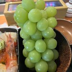 いちば鮨 - シャインマスカットアップ