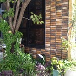 小川亭 とらちゃん - ここだけ マイナス3度　綺麗に手入れされた 植木