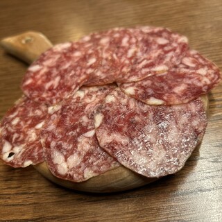 ベルリンガッチョ・アリメンターリ_1