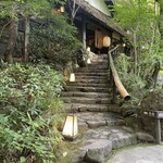 黒茶屋 - アプローチ