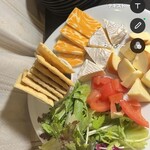 プライベート個室×肉バル バーデンバーデン - チーズの盛り合わせもビールにあって美味しすぎた