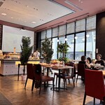 プラス イー クロス - 