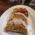 麺の風 祥気 - ジャンボ餃子3個￥380