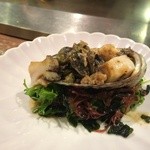 博多鉄板 じゅん - あわびが焼き上がりました。