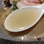 麺家 たけ田 - スープの感じ