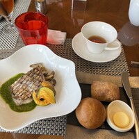 グリロジー バー＆グリル - 