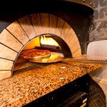 自慢の｢自家製窯焼きPIZZA｣は種類豊富にご用意！