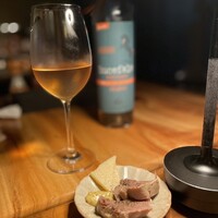 カルネジーオ イースト - 