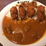 カレーハウス CoCo壱番屋 - 料理写真:「バターチキン」
「カキフライ」トッピング
合計1,530圓。