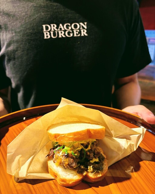 DRAGON BURGER Fushimi Inari Ten photo 5