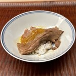 緒方 - 牛丼
