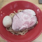 ぶたのほし - トッピングに半熟玉子￥150